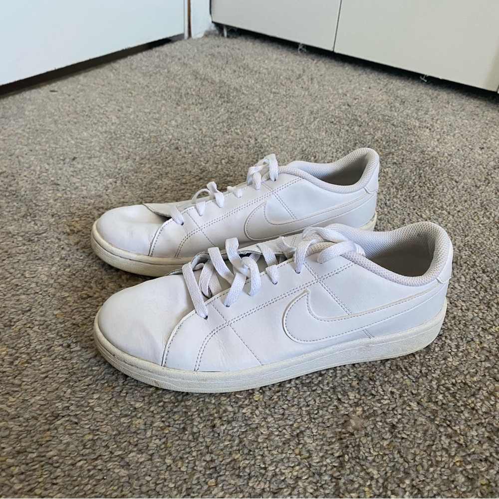 Nike Women’s Court Royale Trainers